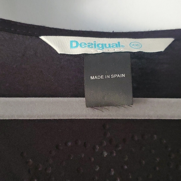 Sweather - Picture 2 of 5